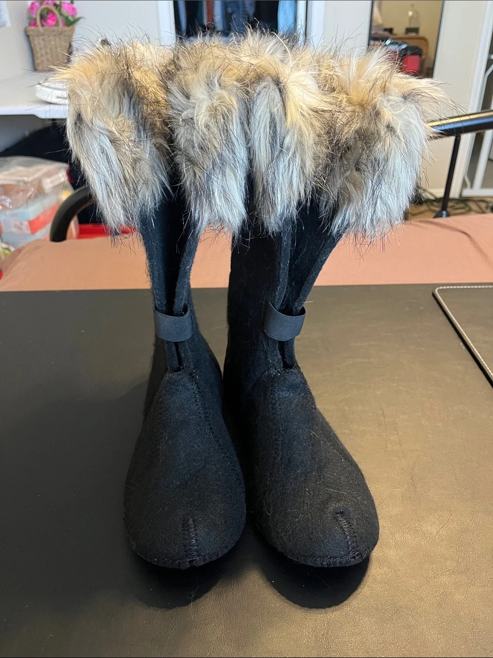 Sorel Black Women's Winter Boots with Faux Fur Trim
